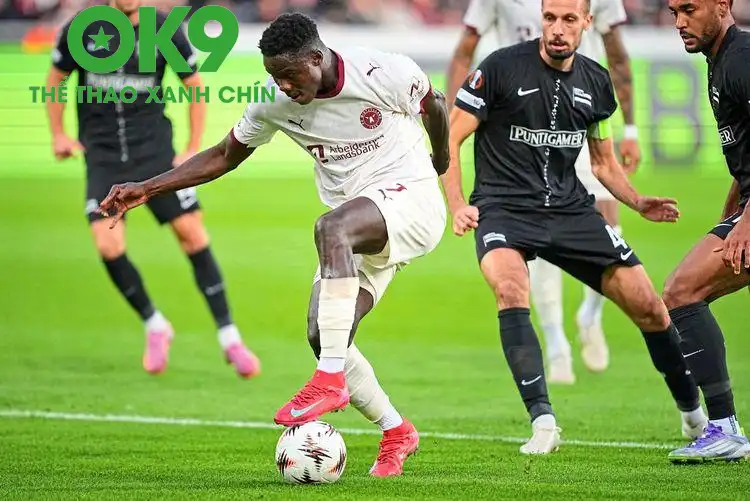 Midtjylland được dự đoán sẽ tiếp đà chiến thắng khi hành quân đến sân của Nottingham Forest. Midtjylland được dự đoán sẽ tiếp đà chiến thắng khi hành quân đến sân của Nottingham Forest.